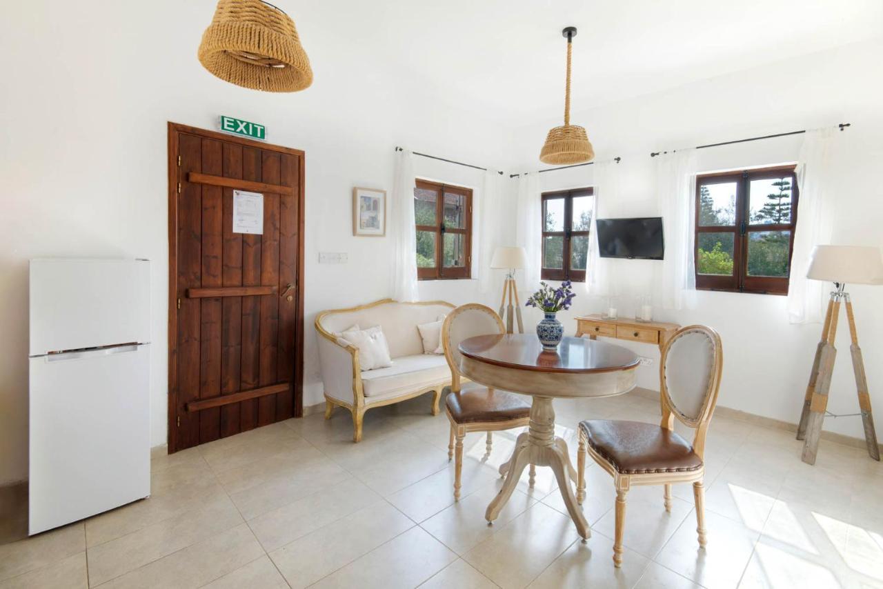 Meleni Cottage Houses Parekklisia Dış mekan fotoğraf
